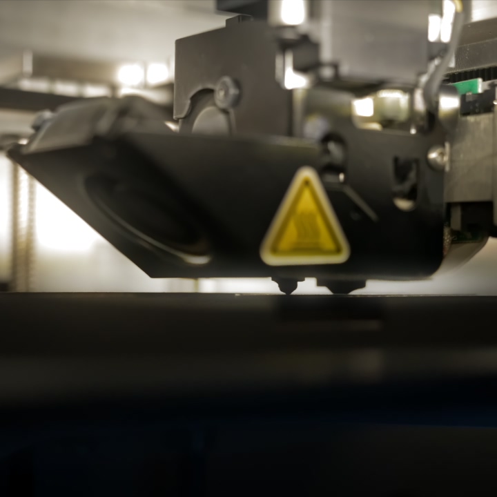 3D-Druck von Kunststoffbauteilen bei Liedtke Kunststofftechnik in Velbert – SLS-, FDM-, MJF-, SLA- und Polyjet-Verfahren | 3D printing of plastic components at Liedtke Kunststofftechnik in Velbert, Germany – SLS, FDM, MJF, SLA and Polyjet processes